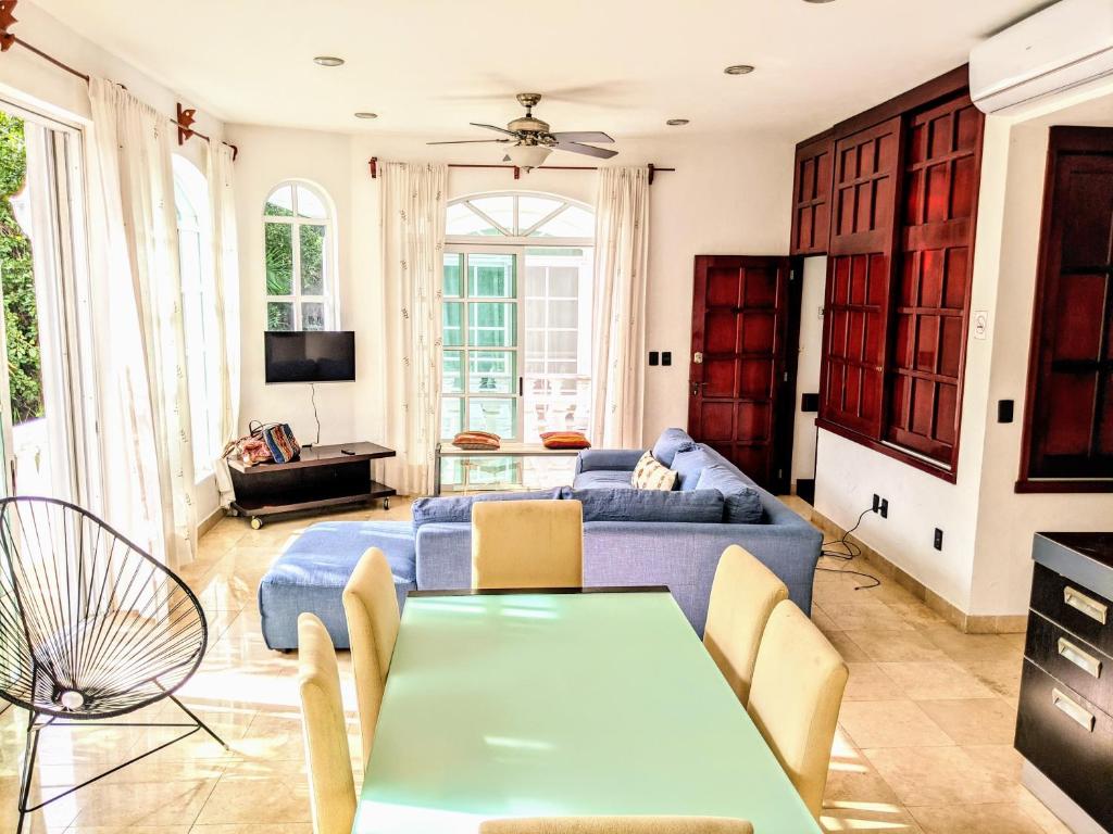 6br 2kitchen @beach and 5th Ave Pool Fase1 16max - 4
