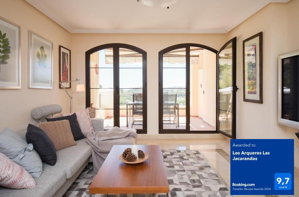 Los Arqueros Las Jacarandas, Benahavís