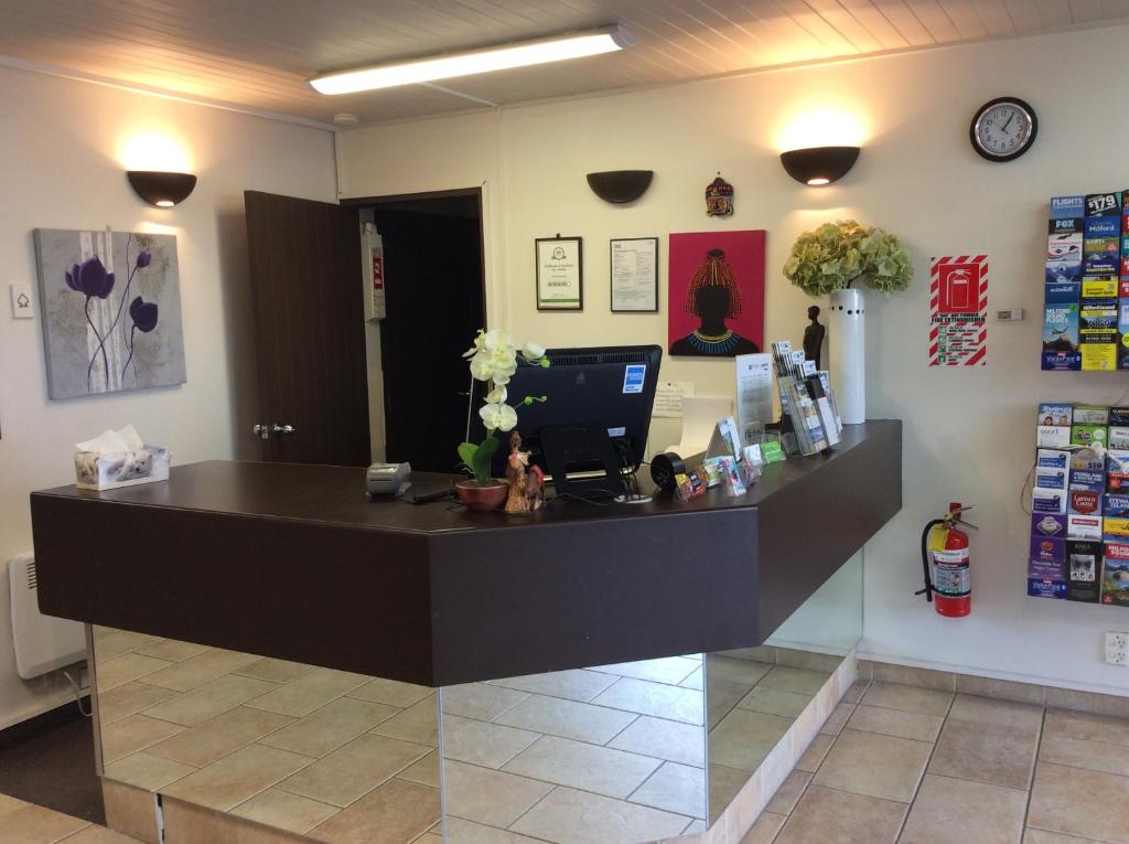 フロント・ロビー