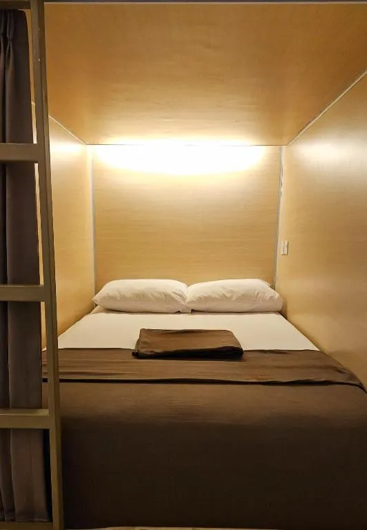 Fora Capsule Hostel Tuban Kuta Bali, hotel in Kuta