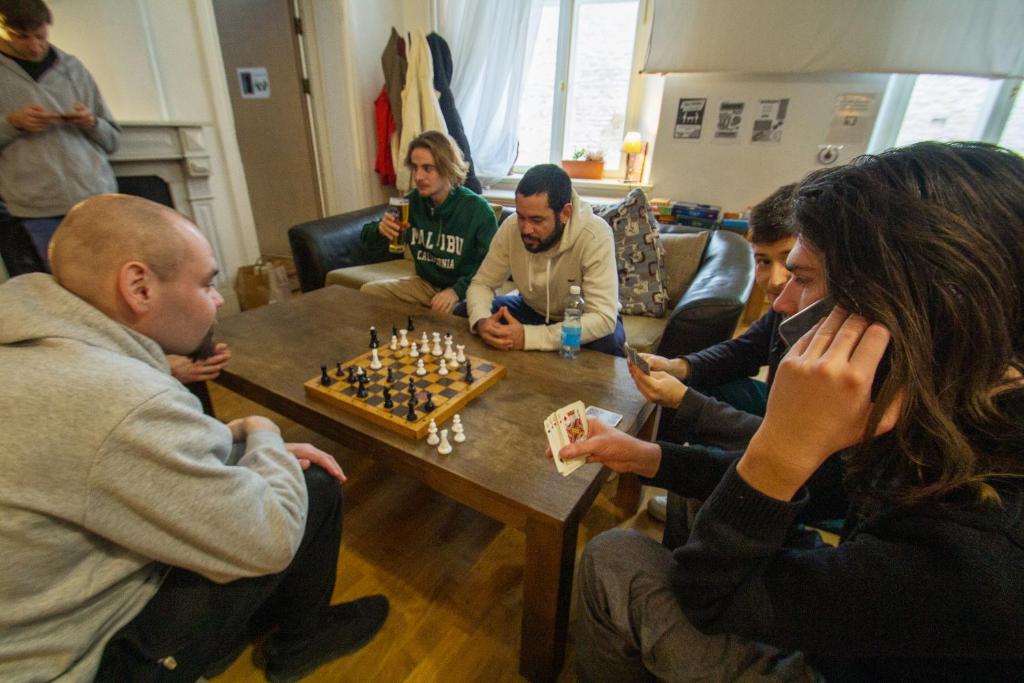 Shared lounge/TV area