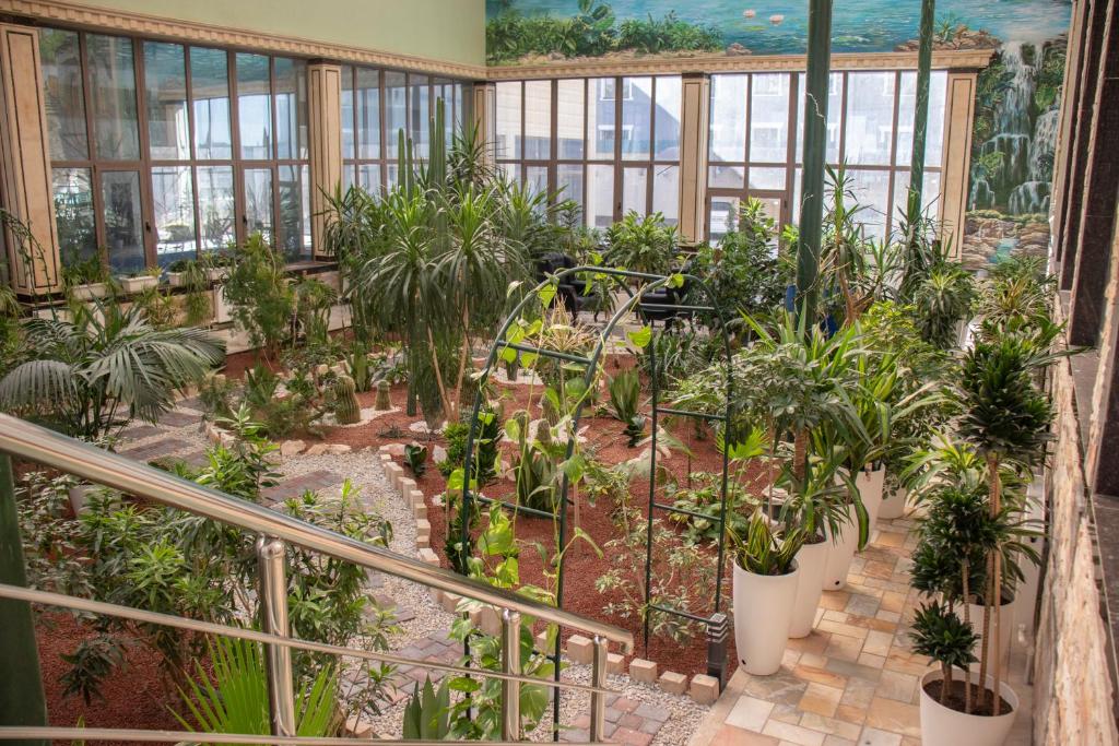 ガルデン プラザ ホテル (Garden Plaza Hotel) 周辺案内