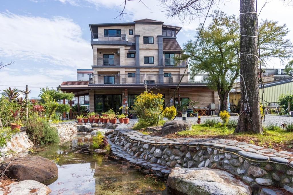 Post-mountain view, Dongshan