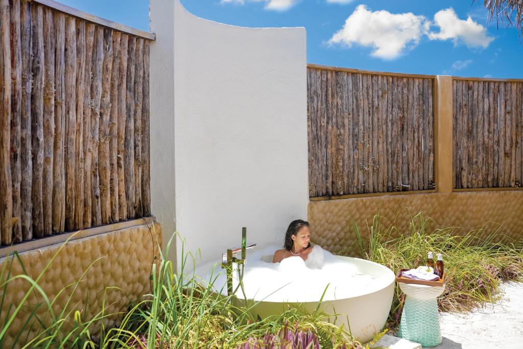 OBLU SELECT Lobigili - Premium All-Inclusive with Free Transfers — Spa in Kaafu Atoll, Kaafu