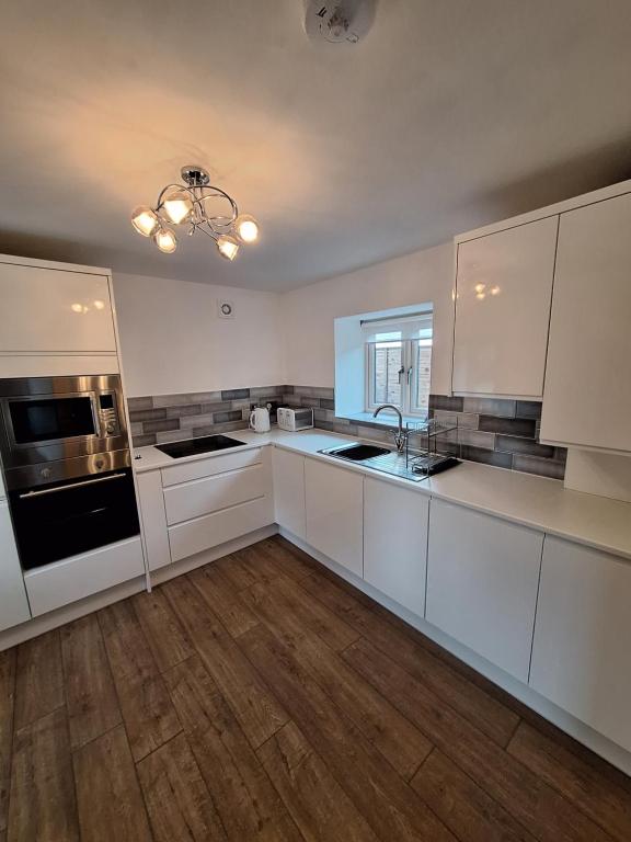 Mount Cottage, Shrewsbury photo 6