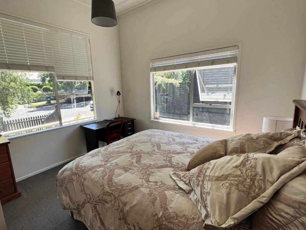 Eden Park House Auckland, Окленд