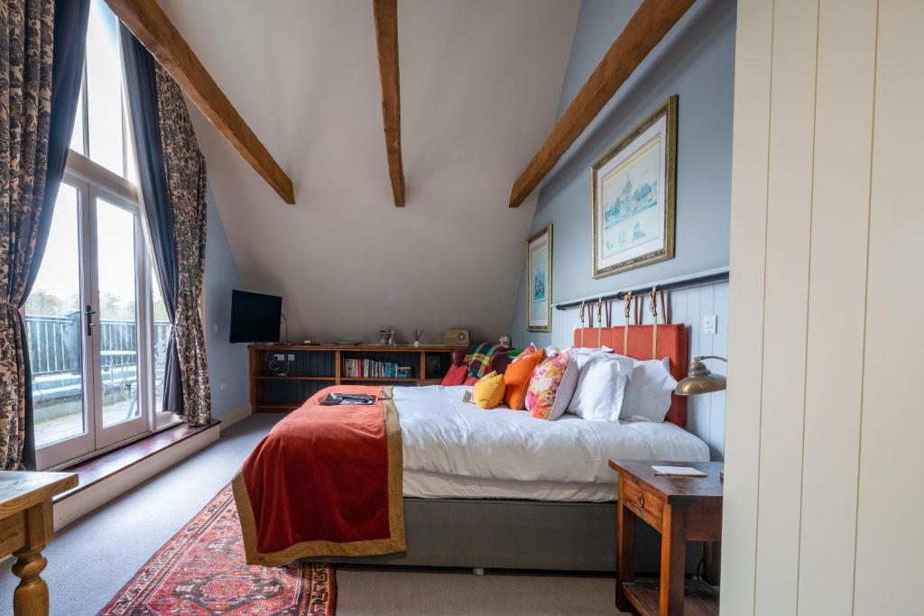The Anchor Inn photo 2