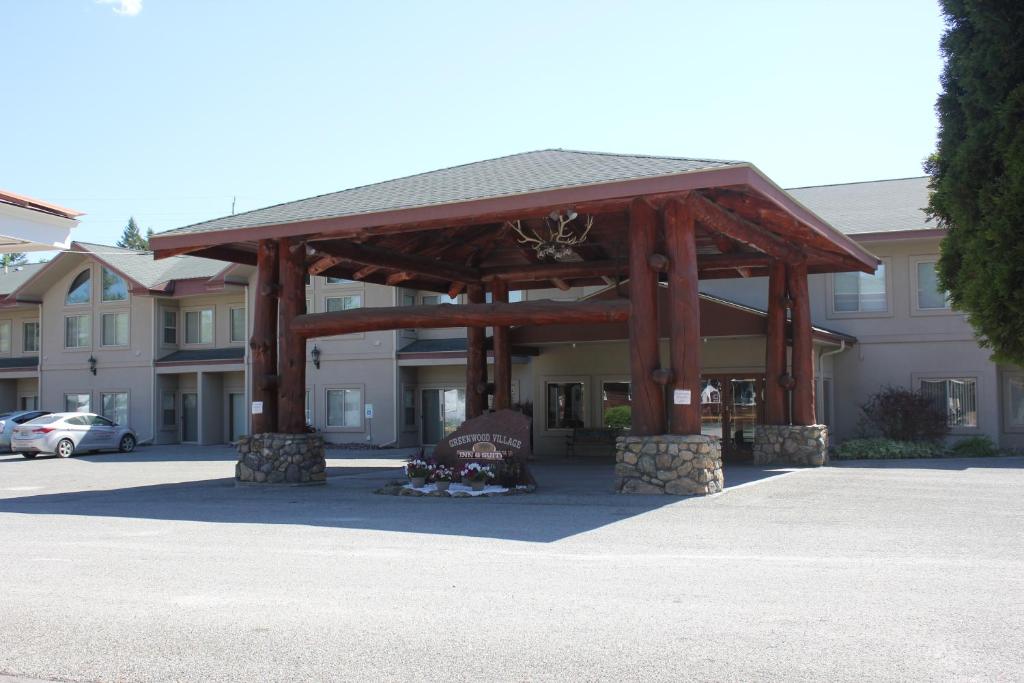 Greenwood Village Inn &amp; Suites — Hotel in Kalispell (MT)