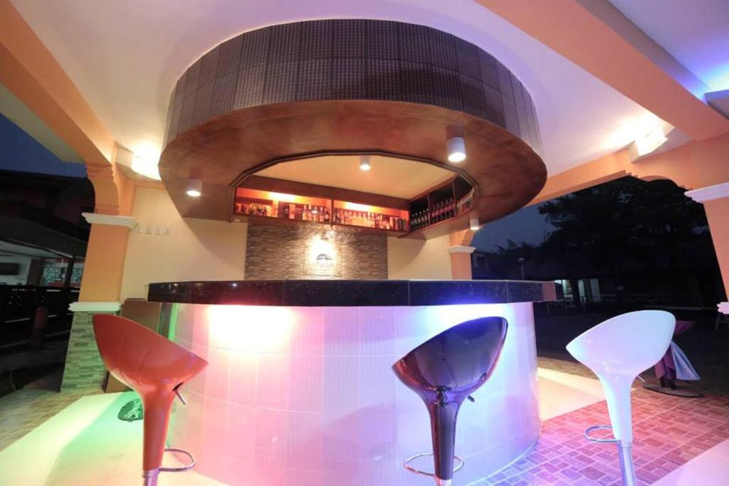 Bar/lounge