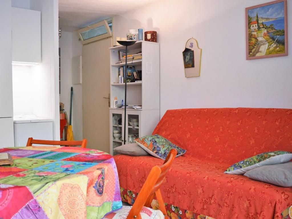 Appartement 2 pièces cabine avec terrasse, jardin, piscine et parking, proche plage - Le Lavandou - FR-1-251-517 - 4