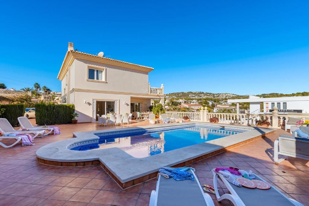 Villa La Marina - PlusHolidays - 2