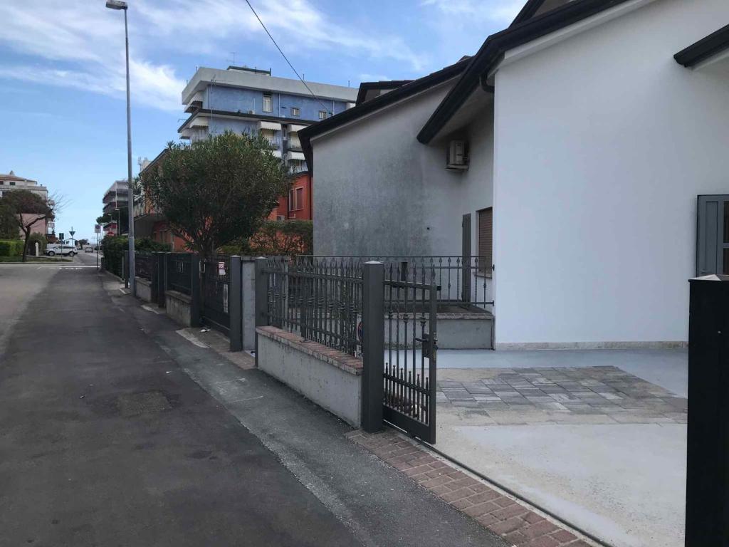 Holiday home in Lido di Jesolo 24810 - 2