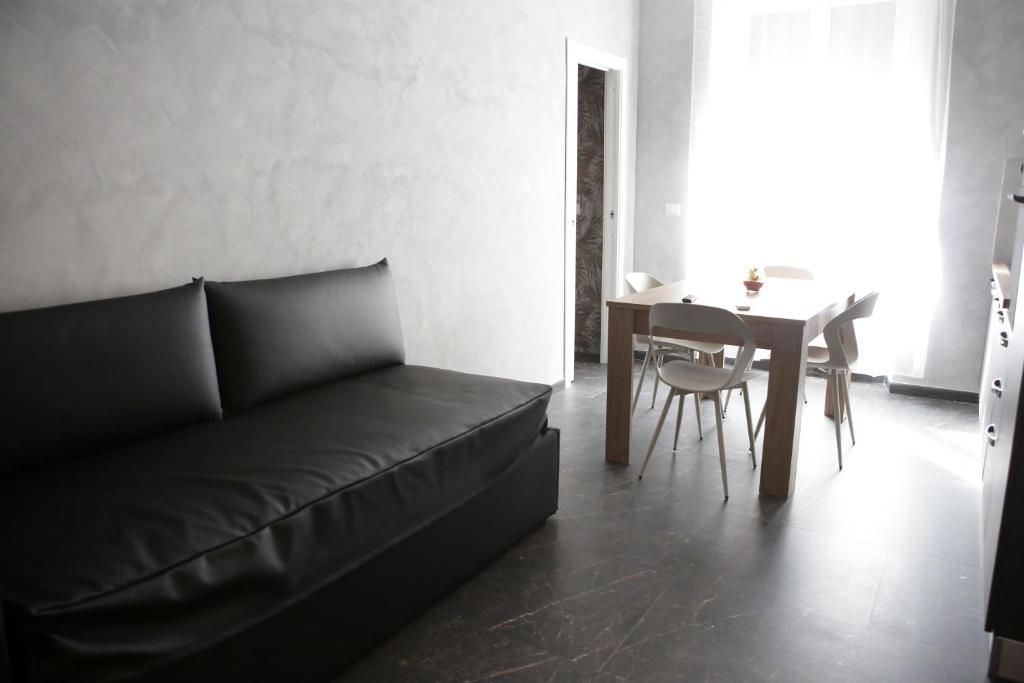 Jadore Monic - 5