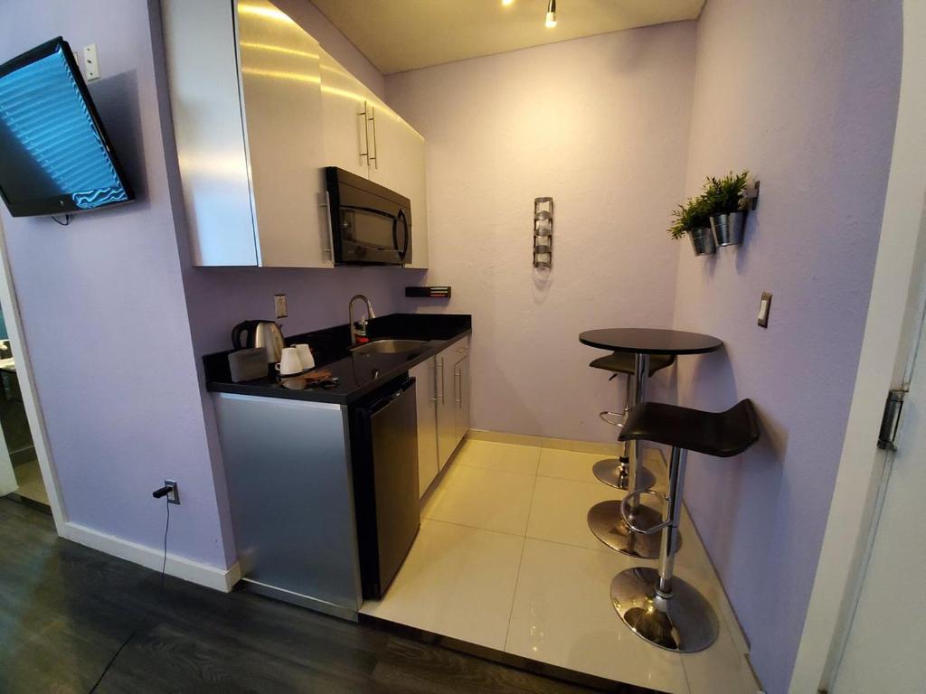 Kitchen, M Boutique Hotel in Miami Beach (FL)