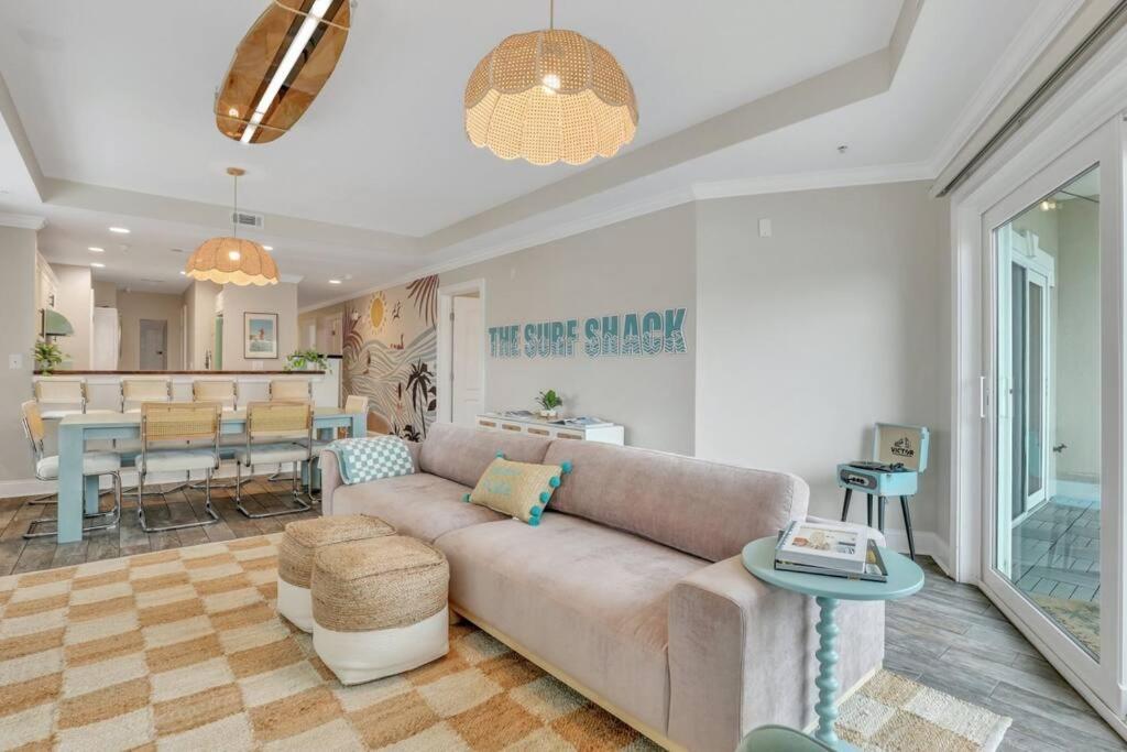 Beach Front Condo w/Pool, Restaurant, and Bar, Tybee Island