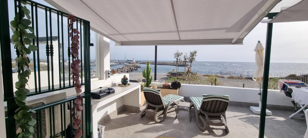 Oceanfront Villa - Tenerife South - 2