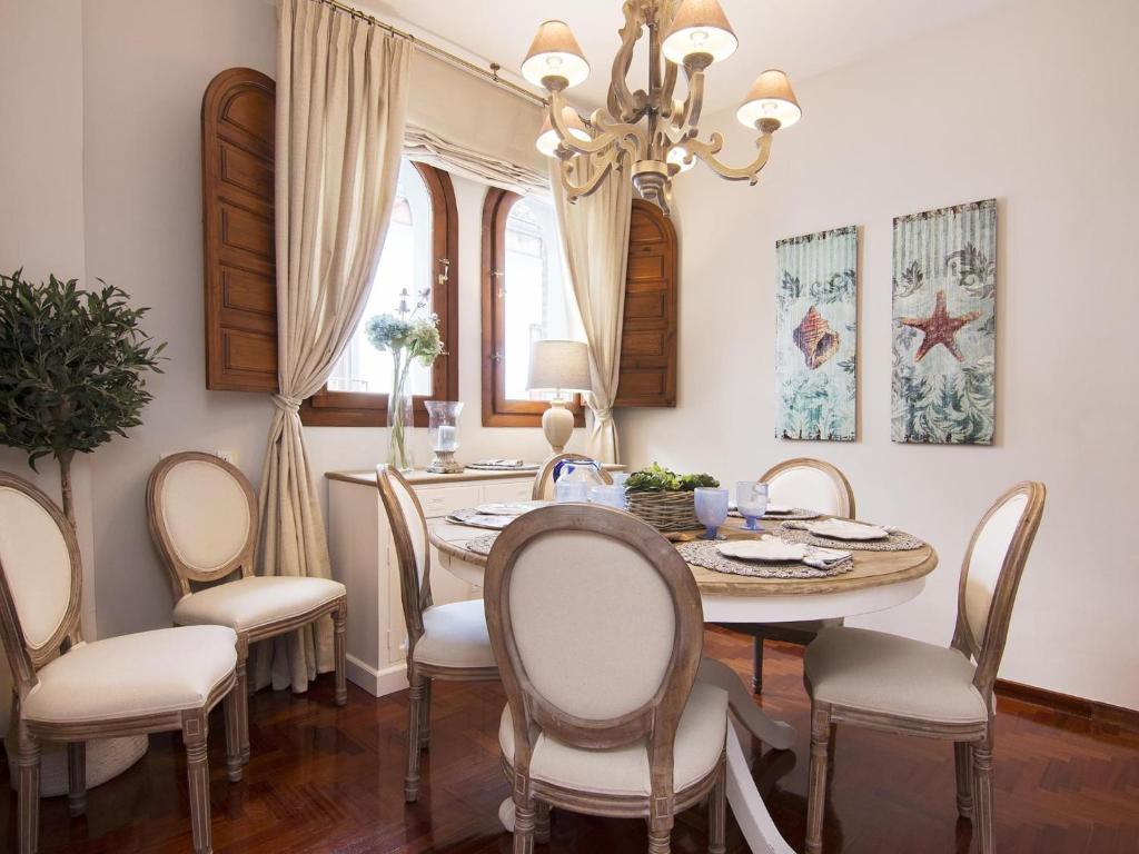 ChezmoiHomes Alhambra Penthouse - 5