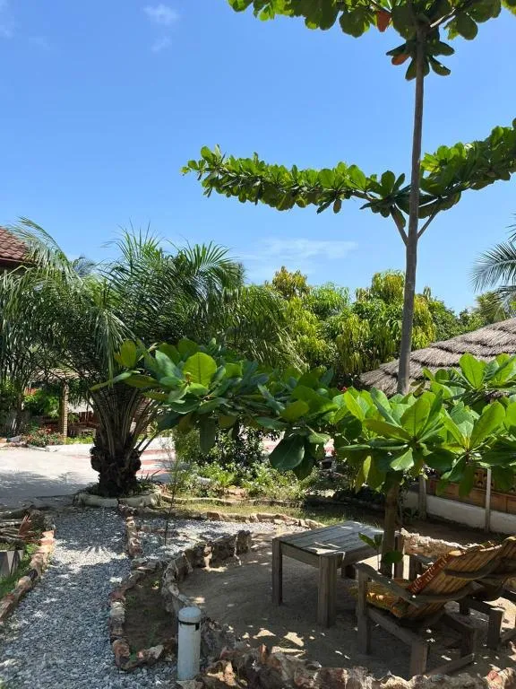 African Treasure Beach Resort, hotel in Kokrobite