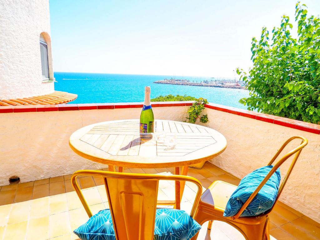 Sea Balcony Apartment by Hello Homes Sitges - 1