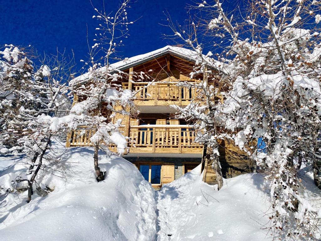 Paradis Perdu SKI IN & QUIET chalet 14 personnes, Les Collons