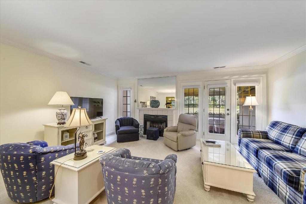 Evian 252, Hilton Head Island