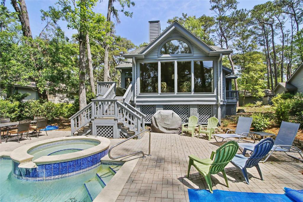 Gloucester 79, Hilton Head Island