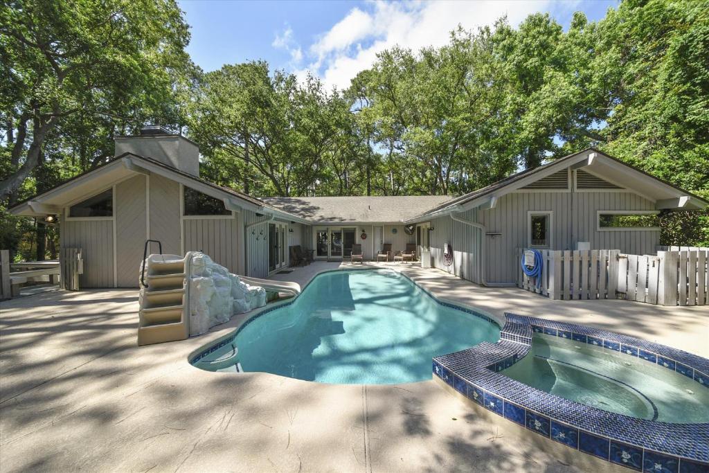 Gloucester 19, Hilton Head Island