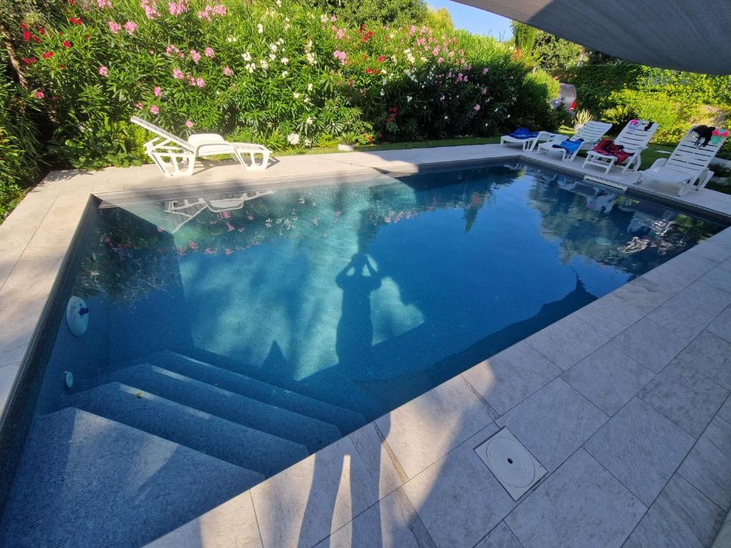 Villa Bocciolo, piscina, giardino, vasca idromassaggio - 3