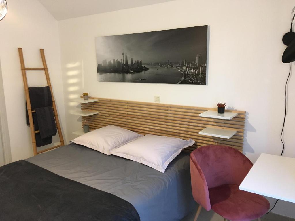 Chambre confortable avec une entrée indépendante - Parking & accès Lille facile, Marcq-en-Baroeul