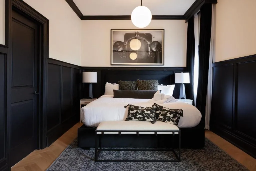 The Dorchester Hotel, hotel in Collingwood