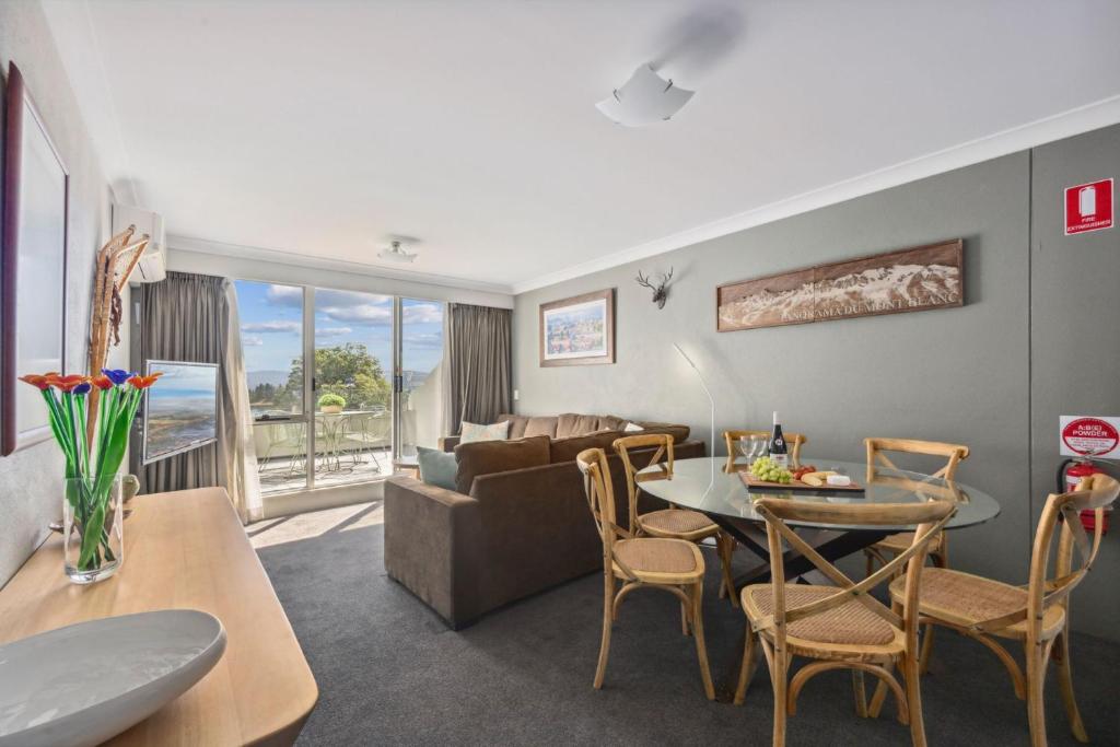 Horizons 404, Jindabyne