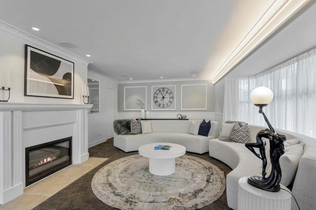 Lobby, Scenic Hotel Cotswold in Christchurch