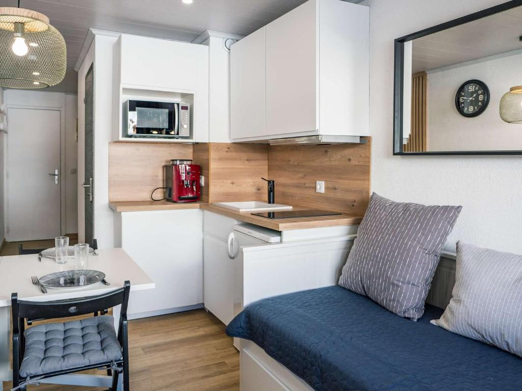 Appartement rénové 18m², Val Thorens - 2 pers, balcon, proche pistes - FR-1-637-77 - 4