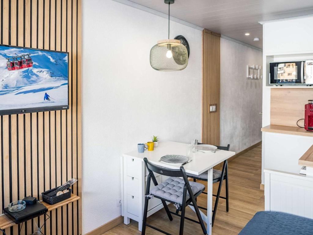Appartement rénové 18m², Val Thorens - 2 pers, balcon, proche pistes - FR-1-637-77 - 5