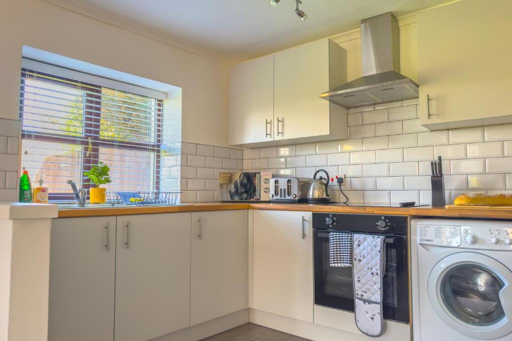 Snug Country Cottage, Worle photo 4