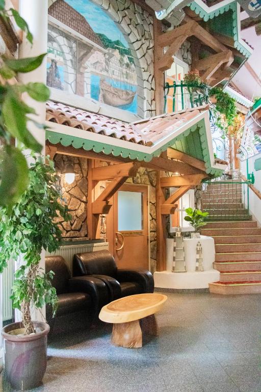 電力公園酒店 (Power Park Accommodation)