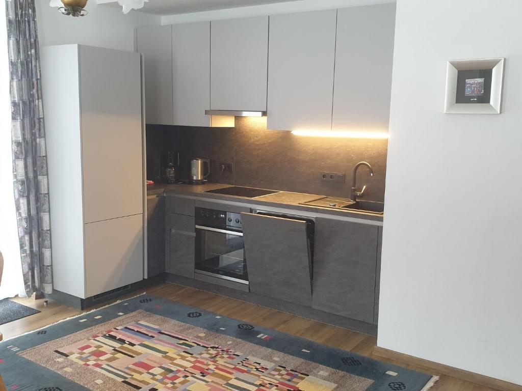Apartment Edelweiss-1 by Interhome - 3