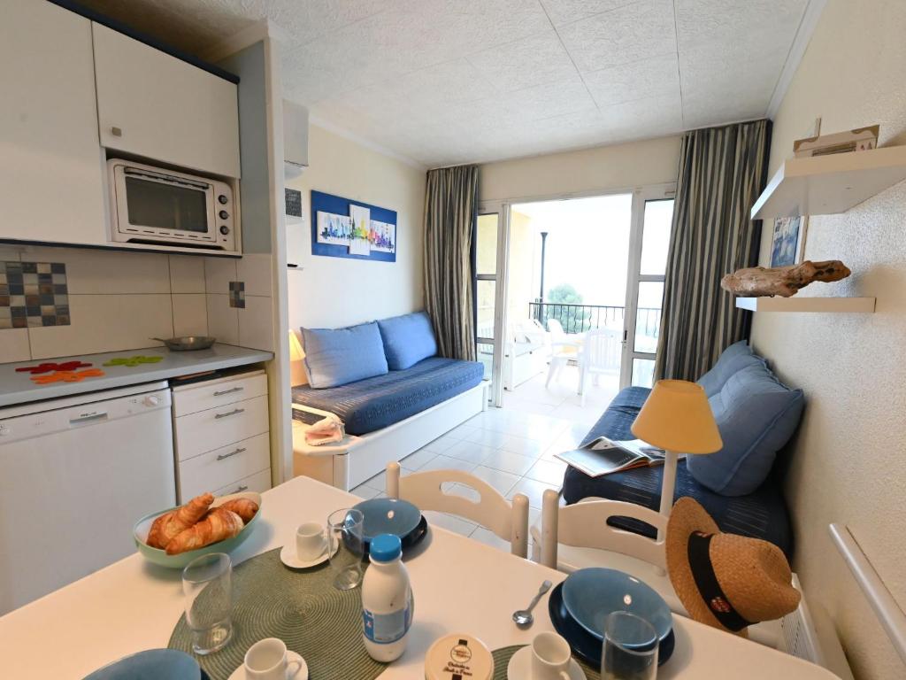 Apartment Le Village - C4221 by Interhome - 3