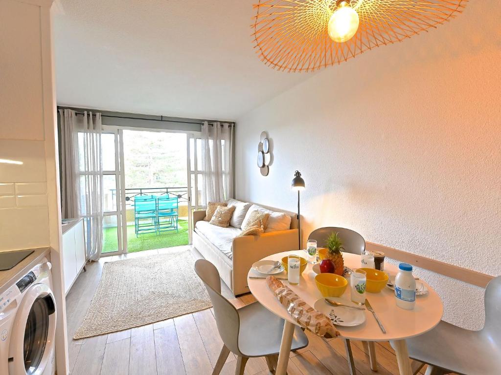 Apartment Le Belvédère R4 320 by Interhome - 2