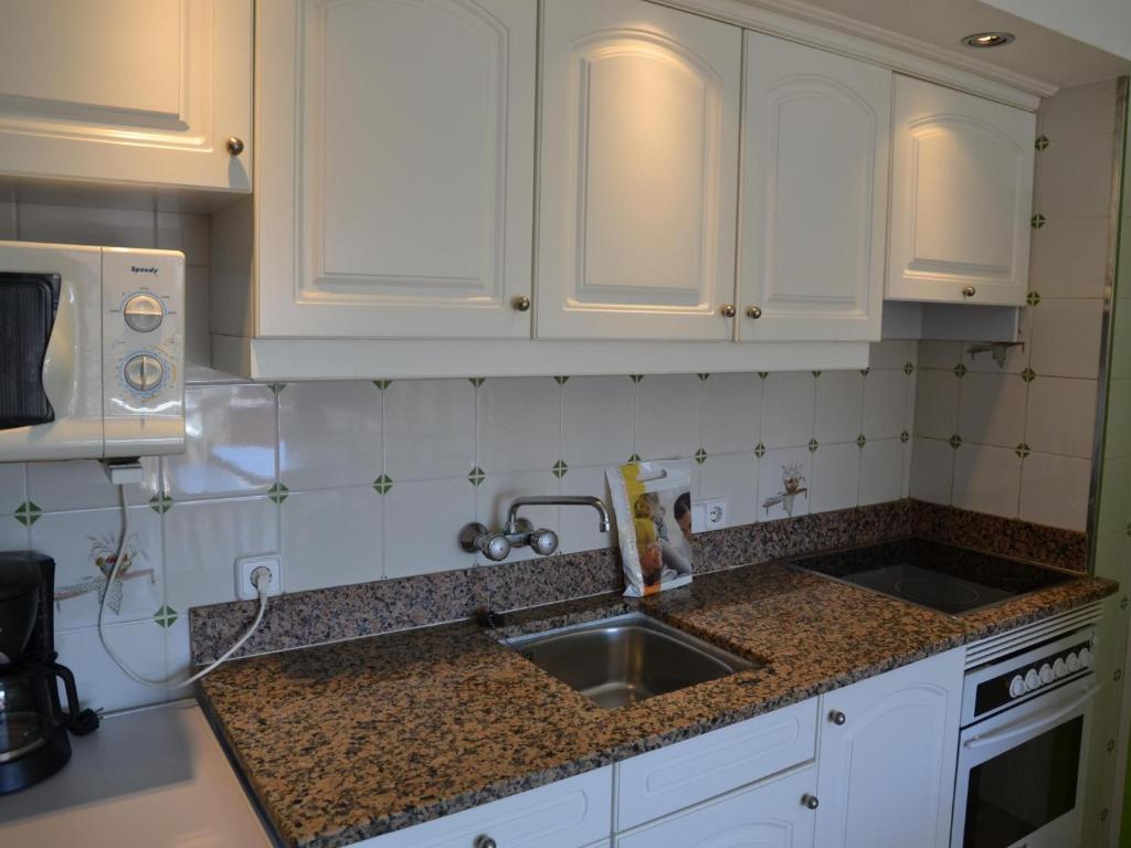 Apartamento en Primera Línea con Piscina y Vistas al Mar - L’Estartit - ES-323-3 - 4