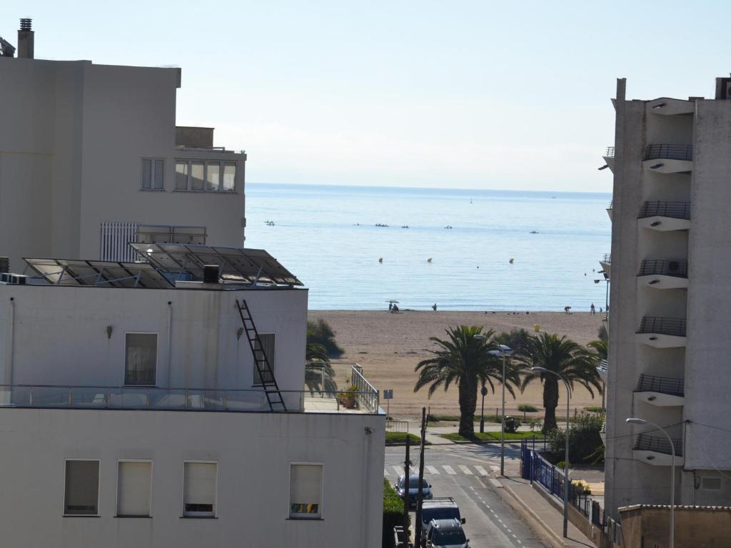 Apartamento con Terraza y Piscina, Centro de L'Estartit - ES-323-47 - 2