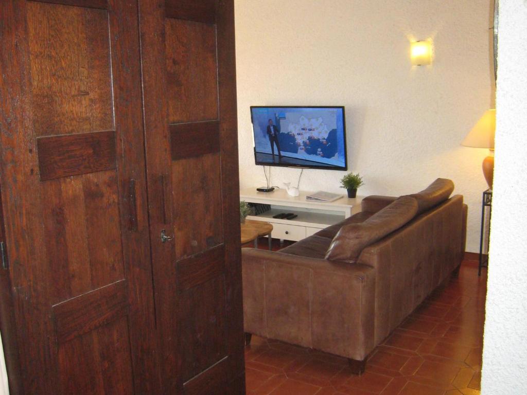 Casa en esquina con piscina privada en L'Estartit - ES-323-63 - 4