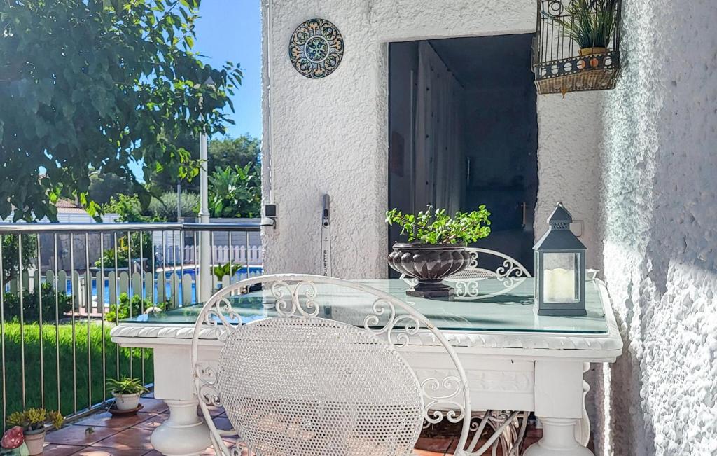 3 Bedroom Nice Home In Francas 전경