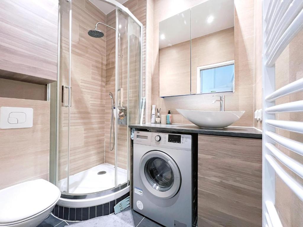 Seine Apartment - 2