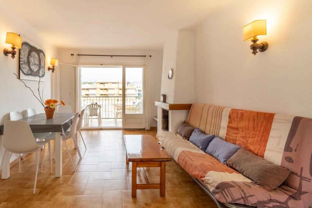 Sant Carles 26.1 - Apartamento con balcón y vistas - 4