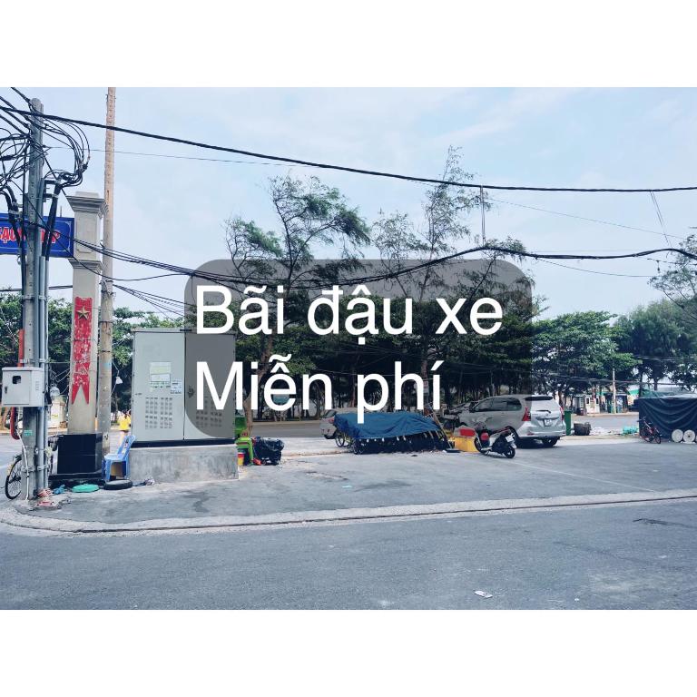 Nhà nghỉ Huy Hùng