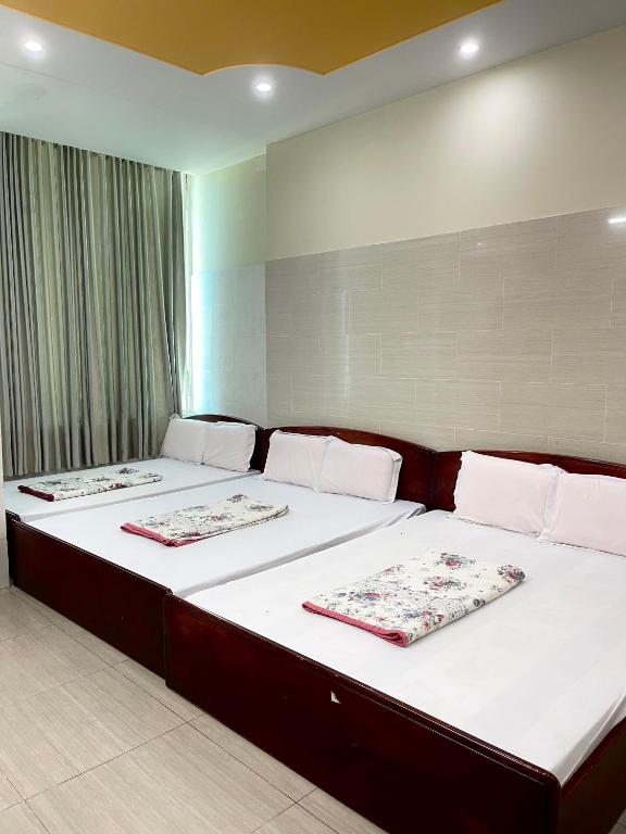 Nhà nghỉ Huy Hùng