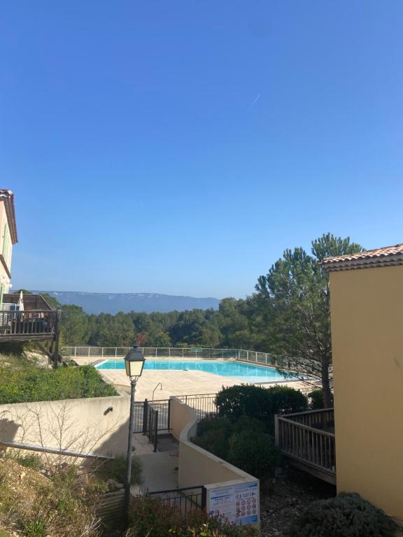 Maison avec piscine en Provence - 2