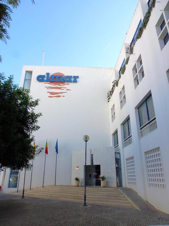 Almar Hotel Apartamento — Hotel building in Albufeira, Faro