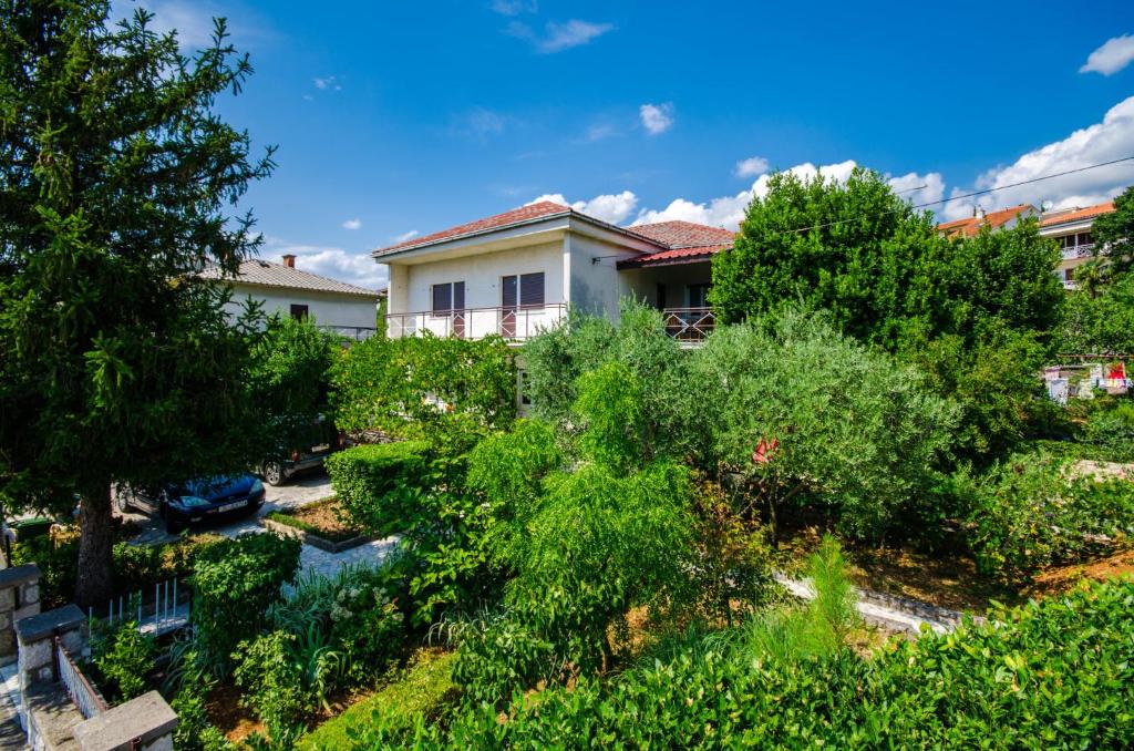 SOBE FRANO I LOVRO Ck, Crikvenica